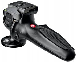 Manfrotto Light Duty Grip Ball Head With 200PL-14