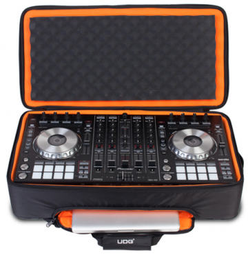 UDG Ultimate MIDI Controller Backpack Large Black/Orange